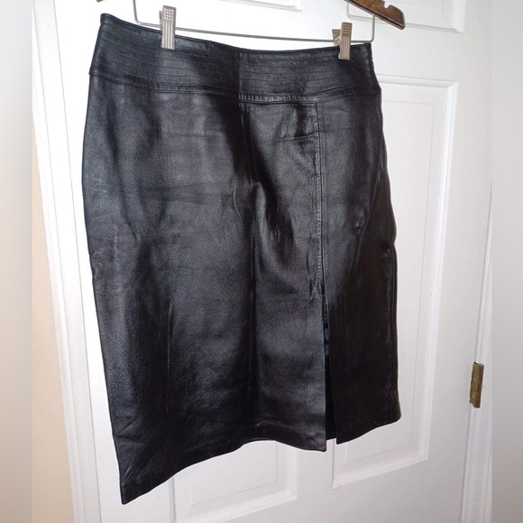 Apostrophe Leather Skirt size 12 - Picture 2 of 3